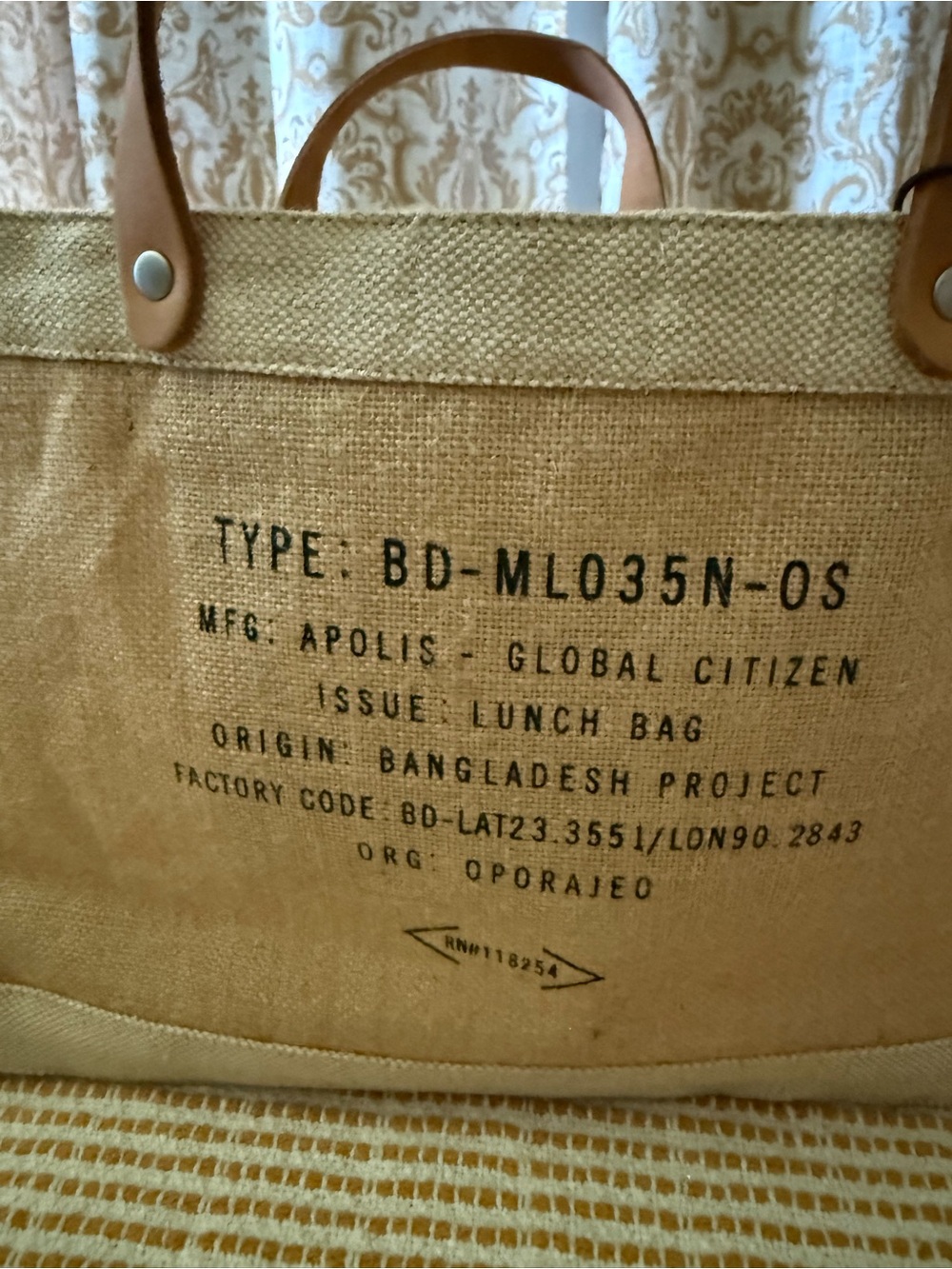 The Magnolia Script Market Tote. NWT - Picture 5 of 15